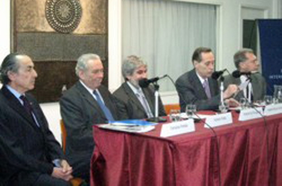 Fernando Petrella, Norberto Padilla, Khatchik Der Ghougassian, Adalberto Rodríguez Giavarini y Luis Domingo Mendiola